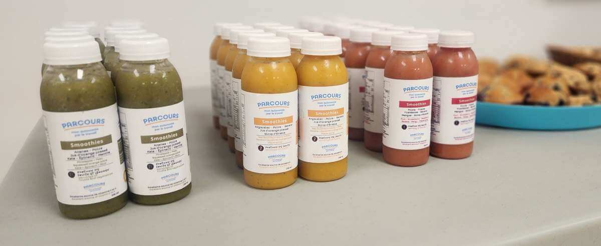Les smoothies embouteillés concoctés par Parcours.