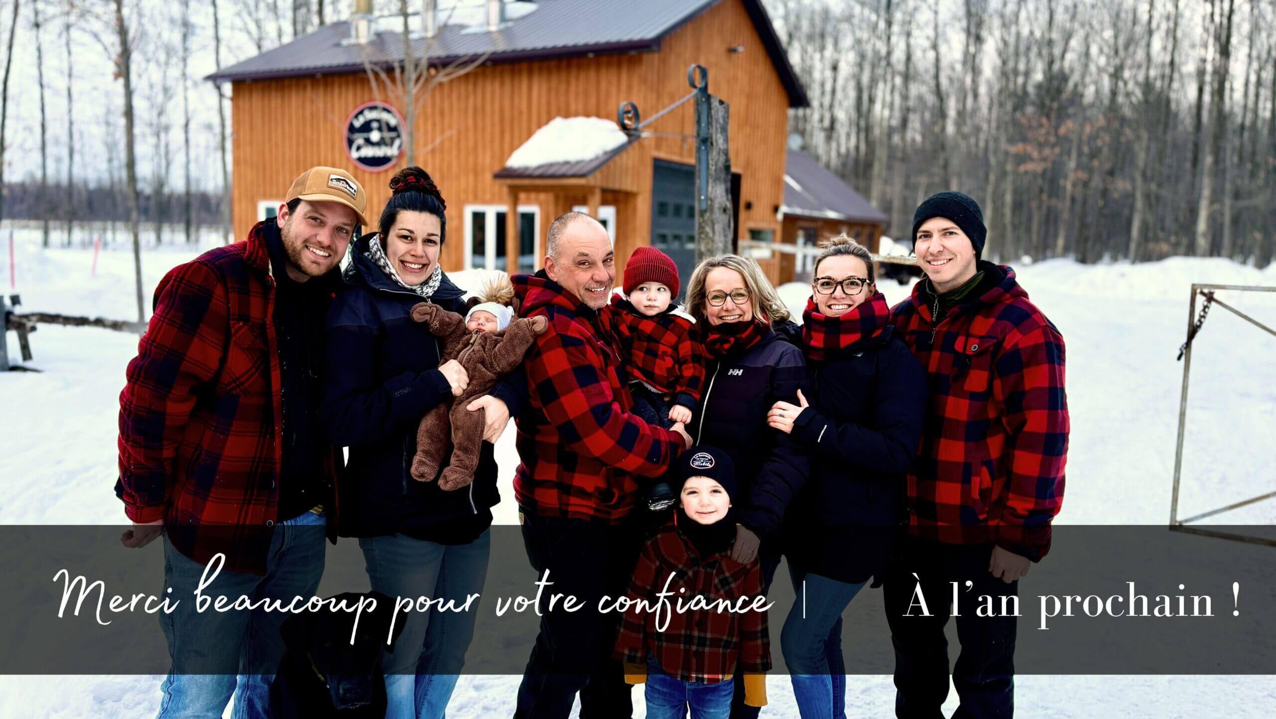 La famille derrière l'érablière La Sucrerie de Courval.
